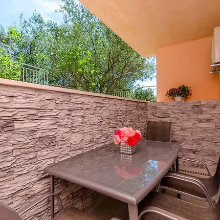 Apartment Mia Trogir Exterior photo