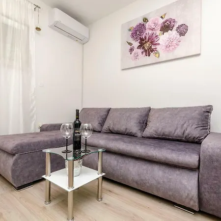 Apartment Mia Trogir Exterior photo